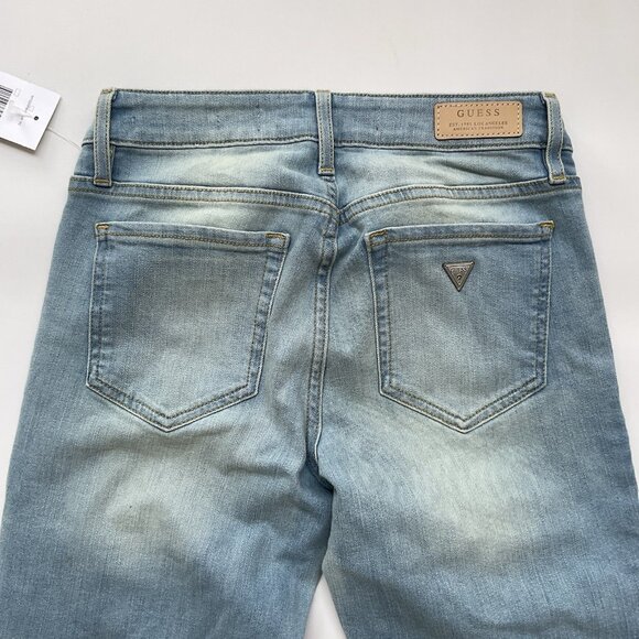 Guess Women’s Power Curvy Mid Rise Skinny Jeans Light Blue Size 27 - Picture 12 of 13